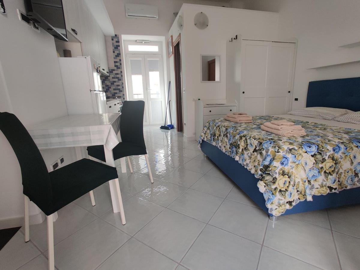 Casa Vacanze Da Serena Lacco Ameno  Exterior foto